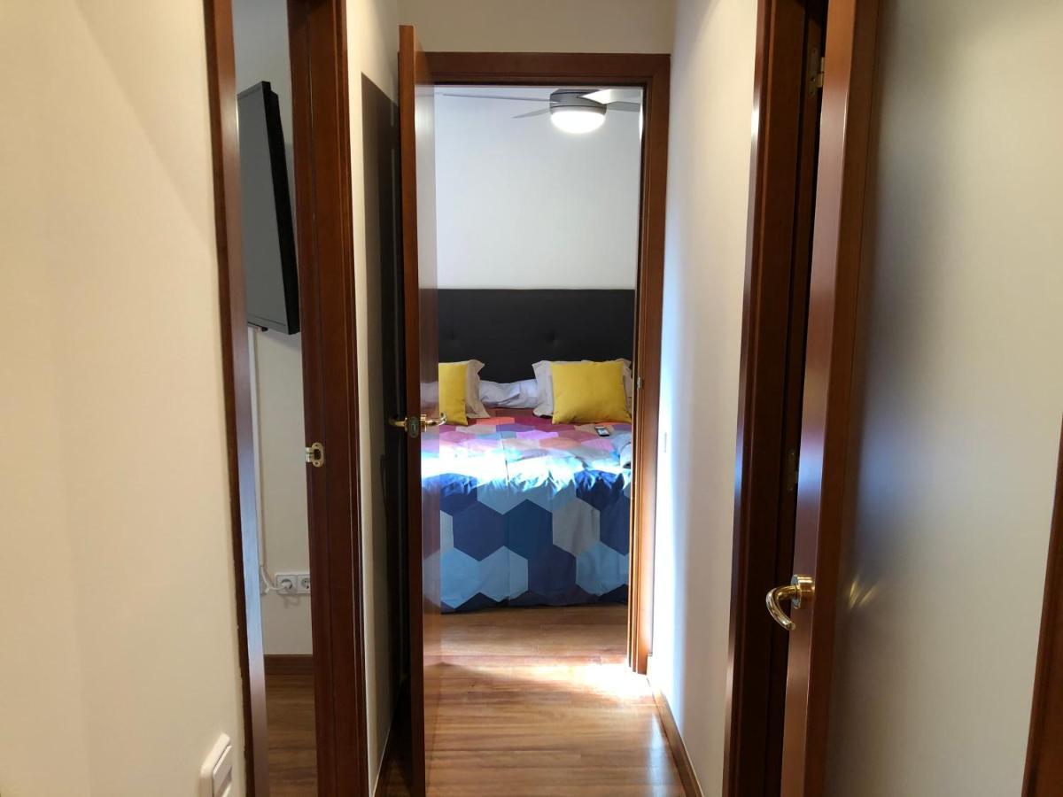 Apartaments Vicus 2 Con Vistas A La Plaza Mayor De Вик Экстерьер фото
